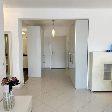 By Fewotessin أسكونا