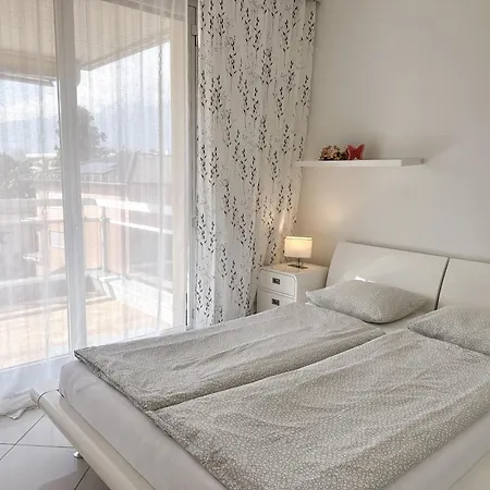 By Fewotessin Apartment *