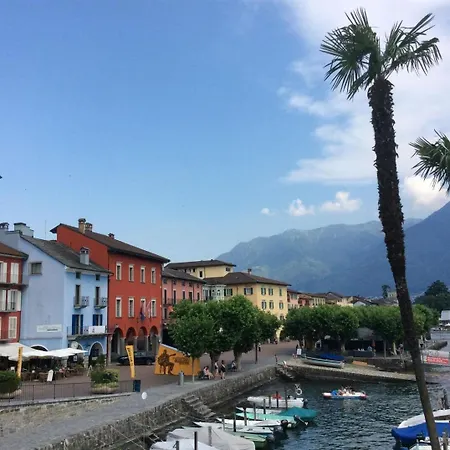 By Fewotessin Ascona
