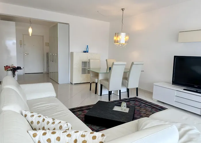 By Fewotessin Apartment *